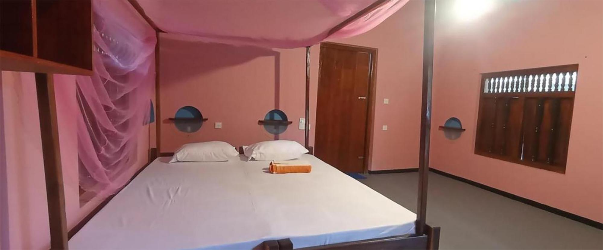 Breezy Beach Cabanas 아루감 베이 외부 사진