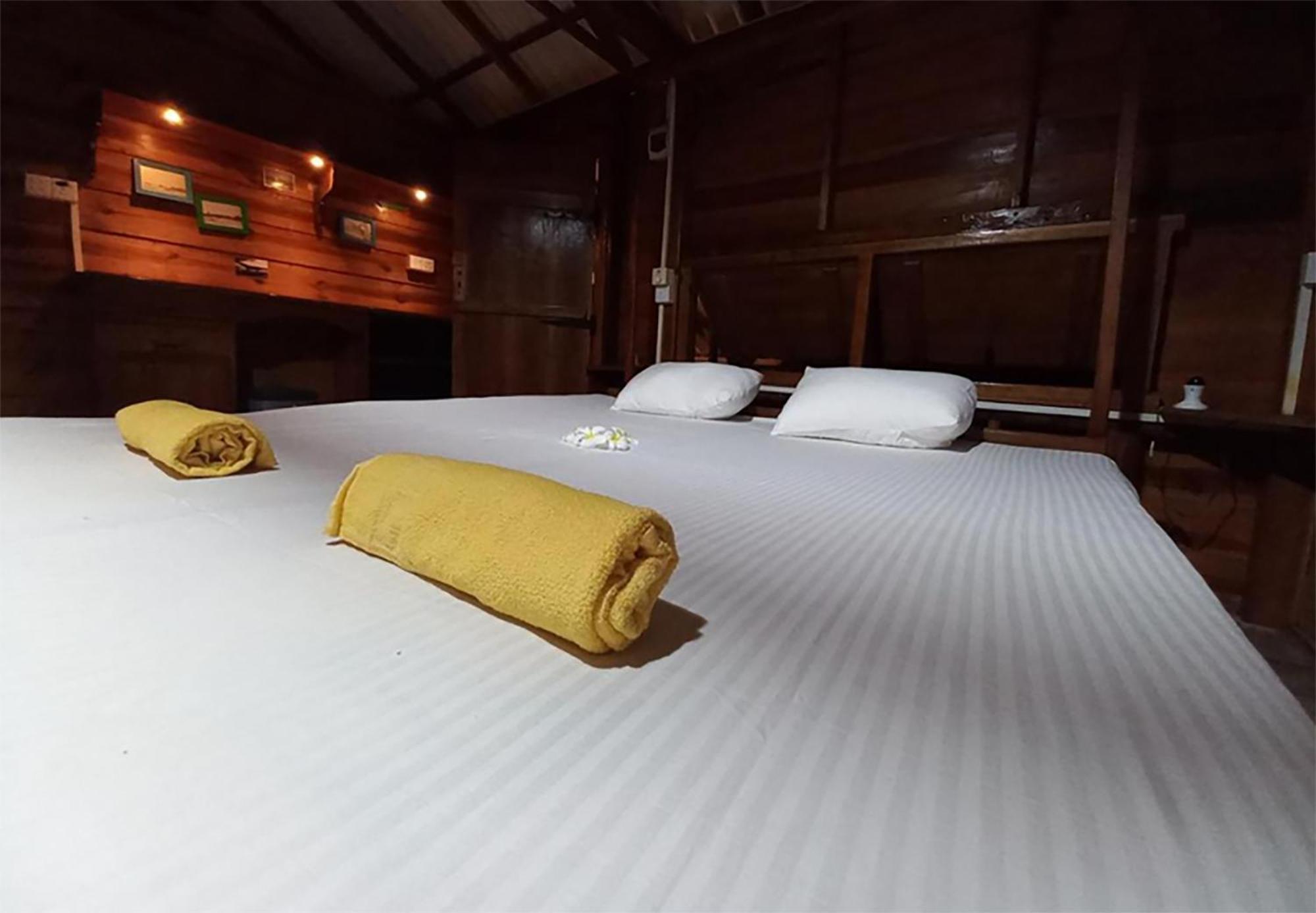 Breezy Beach Cabanas 아루감 베이 외부 사진