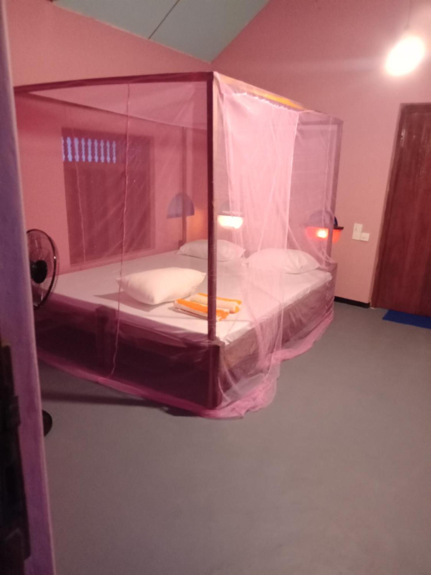 Breezy Beach Cabanas 아루감 베이 외부 사진