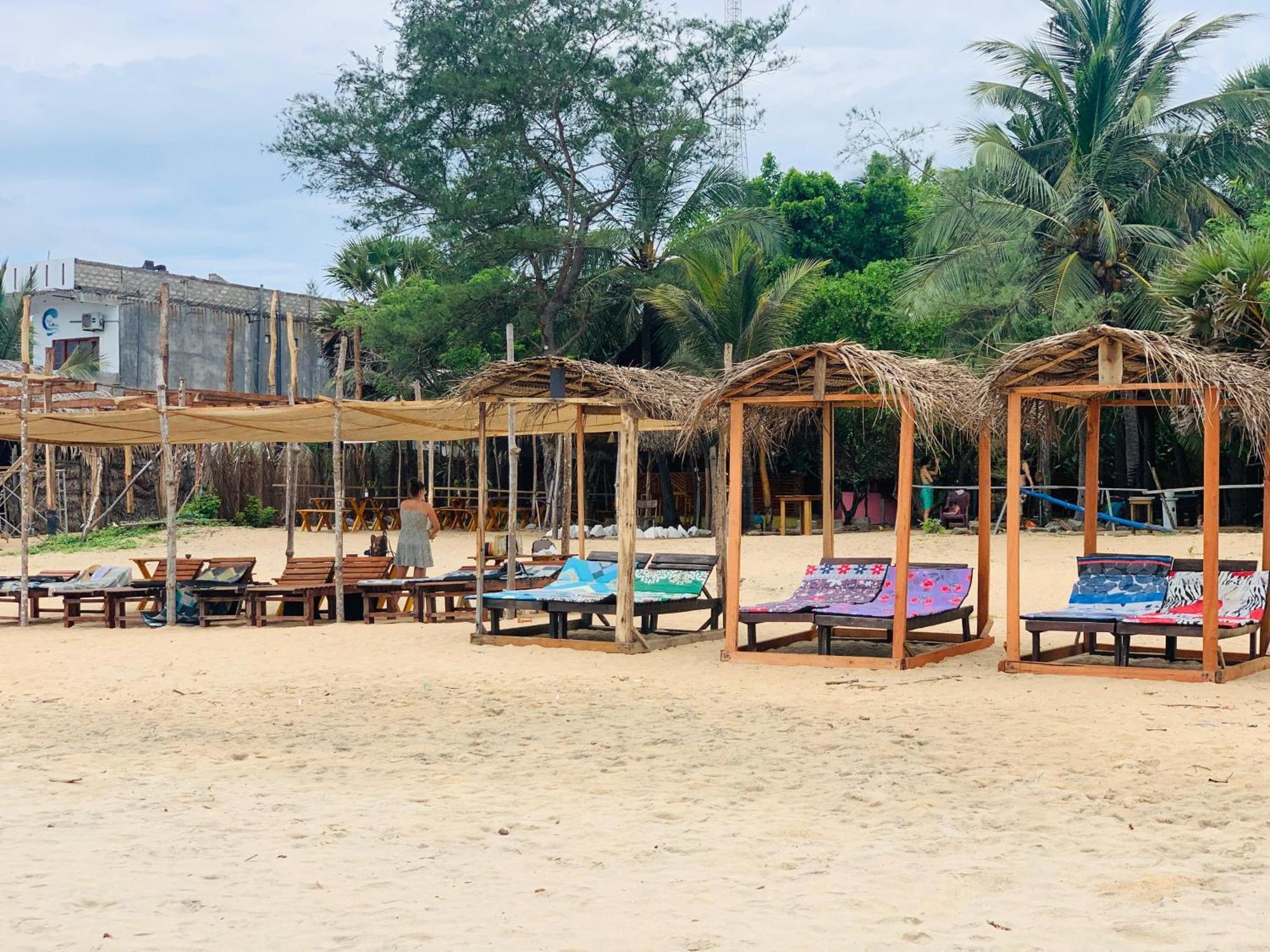 Breezy Beach Cabanas 아루감 베이 외부 사진